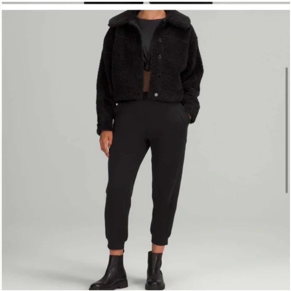 Lululemon black Sherpa fleece jacket XS S 2/4